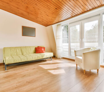 Laminate-and-Vinyl-Flooring-services